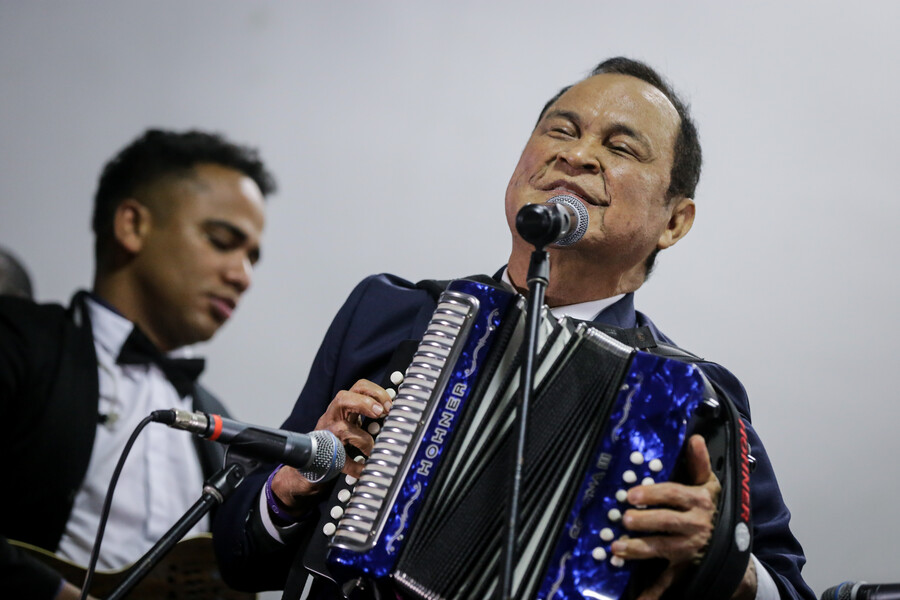 Alfredo Gutiérrez 80 años, canciones y biografía Artista colombiano