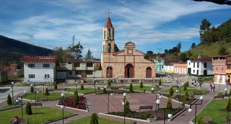 Colegios privados en el Peñón Colegios privados en el Peñón