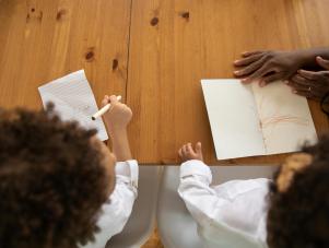 Escribir a mano: importancia, ventajas 