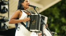 Reina del EVAFE 2025: Wendy Corzo, acordeonera kankuama, lidera el vallenato femenino
