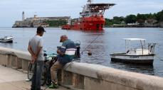 El buque de la Armada colombiana ARC Caribe llega a La Habana con ayuda humanitaria.