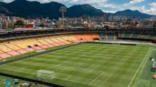 IDRD abre proceso sancionatorio contra Sencia por el deterioro de la gramilla del estadio El Campín de Bogotá.