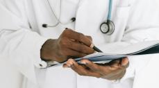 Expertos rechazan suspensión del nuevo modelo de salud Expertos rechazan suspensión del nuevo modelo de salud