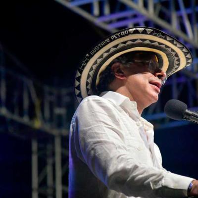 Petro ordena recuperar lengua zenú