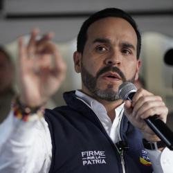 Demanda contra De la Espriella por doble nacionalidad