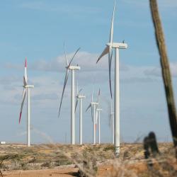 Energía en Colombia alcanza su precio más bajo en un año