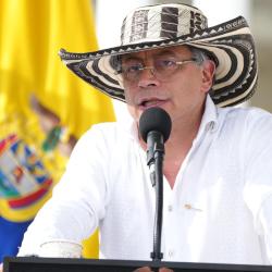 Petro cita a Sony Thāng y afirma que la guerra contra las drogas es una estrategia de control sobre América Latina