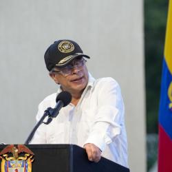 Petro llama a una alianza entre países contra el crimen organizado en el Amazonas