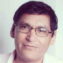 Luis Egurrola: los 60 años de una leyenda del vallenato romántico