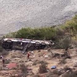 Perú: Accidente de bus dejó 37 muertos en Arequipa