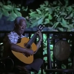 El centenario de Sofronín Martínez, su guitarra y su bolero