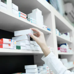 Alza precios medicamentos: MinSalud responsabiliza farmacéuticas