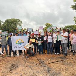 Entrega de tierras en Antioquia: Entrega de tierras