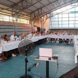 Gobierno y CNEB acuerdan sustituir cultivos de coca