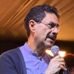 Iván Cepeda diálogos con el centro