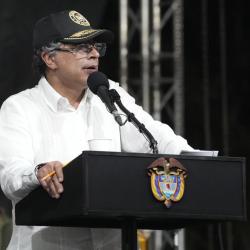 Ley de financiamiento: Petro rechazó el hundimiento de la ley en el congreso