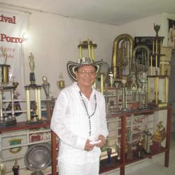 Los 80 años de Miguel Emiro Naranjo, genio y figura tras la emblemática Banda 19 de Marzo