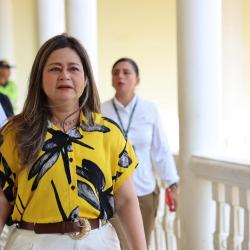 Ministra de Transporte responde a gobernadora del Tolima por retrasos en proyectos viales