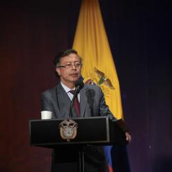 Petro advierte riesgo de escalada militar en el Caribe y propone una diplomacia de los pueblos