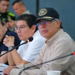 Petro alerta por planes para atentar contra su vida