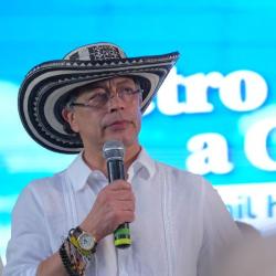 Petro sobre relación de igualdad con Estados Unidos 