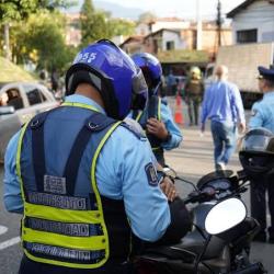 Pico y placa en Medellín y el Valle de Aburrá del 25 al 29 de mayo de 2026