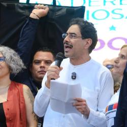 Presidente Petro denuncia posible atentado contra Iván Cepeda