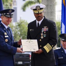 Renuncia jefe del Comando Sur de EE. UU. Alvin Holsey