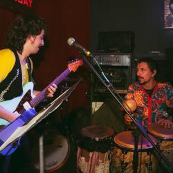 Escucha "Masato", de Sonido Pixelado