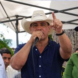 Senador del Centro Democrático Alirio Barrera, jefe de debate de Paloma Valencia, enfrentará investigación por presunto acto sexual violento