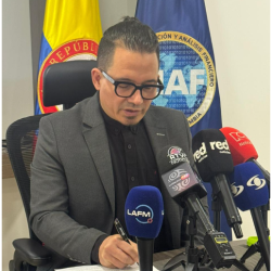 UIAF alerta financiación ilegal campañas presidenciales
