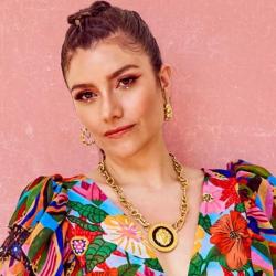 Miercoles de descarga: “6 vidas”, Laura Kalop