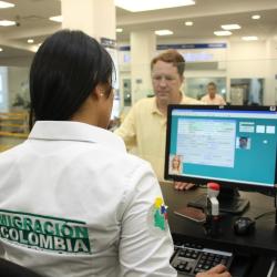 Migración Colombia frena ingreso de extranjeros por riesgo de turismo sexual