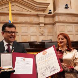 RTVC condecorado por el Congreso: Orden de la Democracia Simón Bolívar 