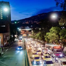 El pico y placa en Medellín y los demás municipios del Valle de Aburrá, para la semana del lunes 16 al viernes 20 de marzo, continuará aplicándose de acuerdo a la más reciente rotación.