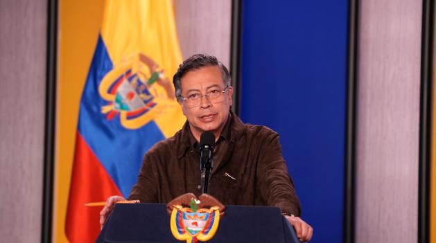 Presidente Petro propone alianza con Ecuador para blindar puertos y frenar el narcotráfico**