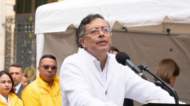Petro sigue en funciones presidenciales: Expertos desmienten suspensión