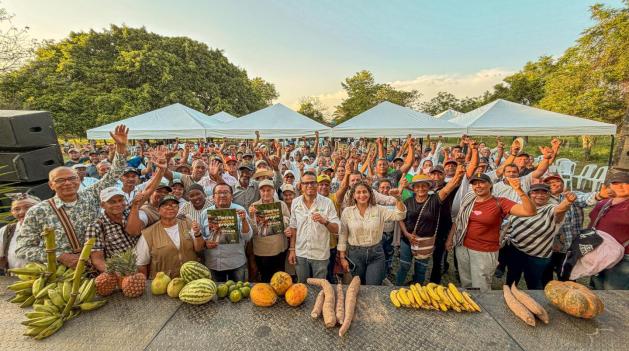 Entrega de tierras Chiriguaná, Cesar 