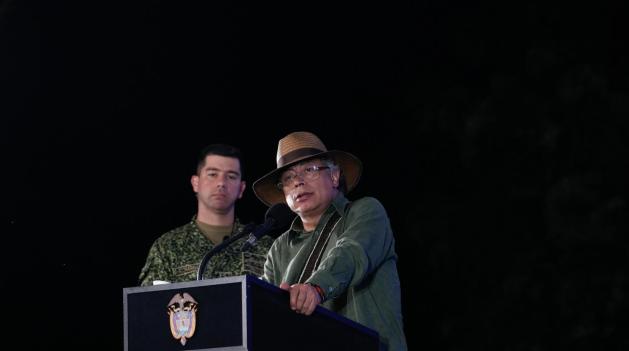 Petro advierte que la crisis climática puede llevar a la extinción humana durante entrega de la Variante de Ciénaga