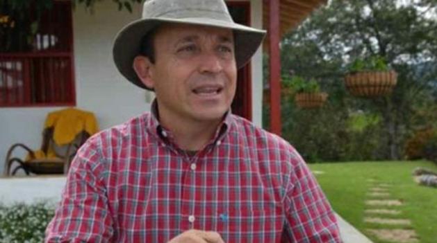 Condena Santiago Uribe Vélez