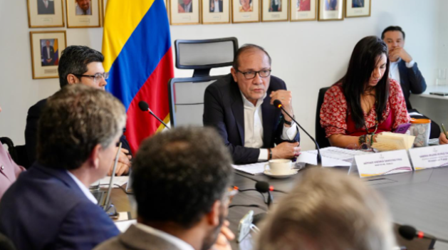 Salario Mínimo 2026: Ministro del Trabajo pide cautela en cálculo