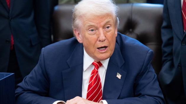 Trump amenaza a Cuba con nueva advertencia militar