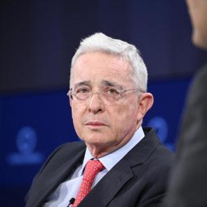 Juicio a Álvaro Uribe: hoy se conocerá si es condenado o absuelto por soborno y fraude