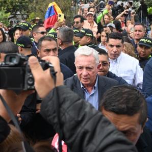 Álvaro Uribe