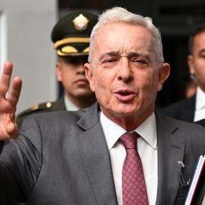 Álvaro Uribe absuelto en segunda instancia
