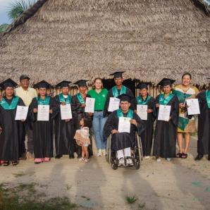 Indígenas del Amazonas se certifican en conservación ambiental