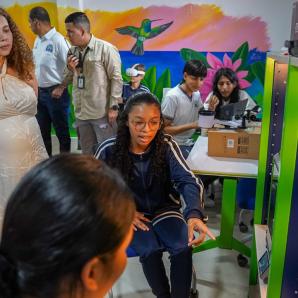 Gobierno Petro impulsa la inteligencia artificial como política de Estado