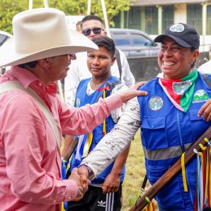 Gobierno Petro lidera restitución de tierras con cifra récord para comunidades étnicas