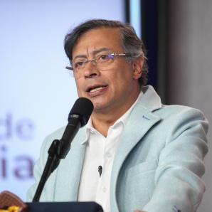 Avances en educación en el Gobierno Petro: resultados de pruebas Saber, cierre de brechas y 190 mil nuevos cupos universitarios