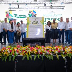 Presidente Petro lidera firma del Pacto Territorial en Timbío, Cauca